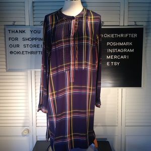Dress Size XL Woman Plaid Long Sleeves Half Button